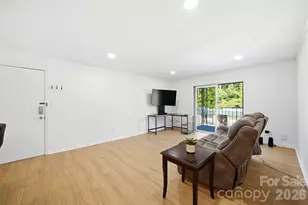4739 Hedgemore Dr, Charlotte, NC 28209 - Photo 8