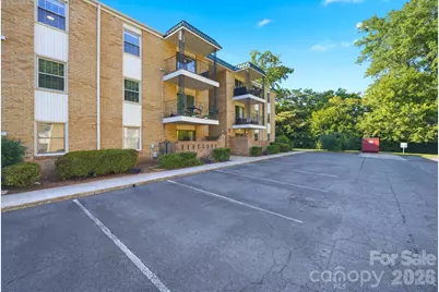4739 Hedgemore Drive, Charlotte, NC 28209 - Photo 32