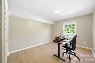 4739 Hedgemore Dr, Charlotte, NC 28209 - Photo 28