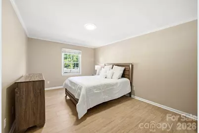 4739 Hedgemore Drive, Charlotte, NC 28209 - Photo 18