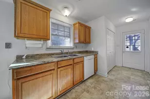 8505 Beacon Hills Rd, Indian Trail, NC 28079 - Photo 8
