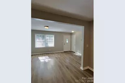 6817 Deanwood Place, Charlotte, NC 28217 - Photo 2