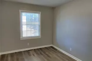 6817 Deanwood Pl, Charlotte, NC 28217 - Photo 4