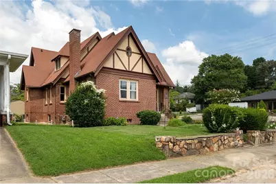831 Oakland Street, Hendersonville, NC 28791 - Photo 28