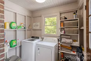 831 Oakland St, Hendersonville, NC 28791 - Photo 26
