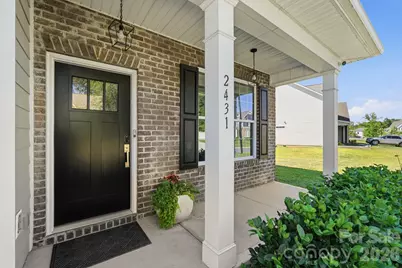 2431 Napa Terrace, Clover, SC 29710 - Photo 4