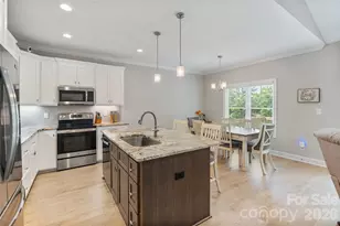 4944 Southview Dr, Hickory, NC 28602 - Photo 16