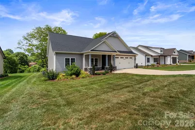 4944 Southview Drive, Hickory, NC 28602 - Photo 4