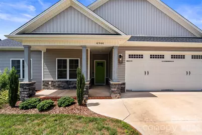 4944 Southview Drive, Hickory, NC 28602 - Photo 2