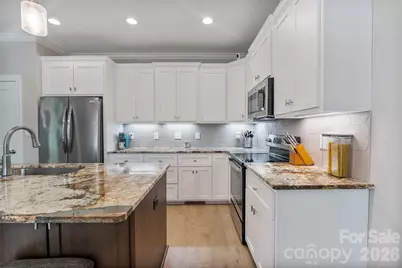 4944 Southview Drive, Hickory, NC 28602 - Photo 14