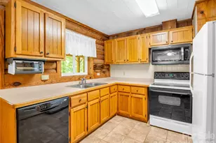 137 Amys Ridge Rd, Lake Lure, NC 28746 - Photo 14