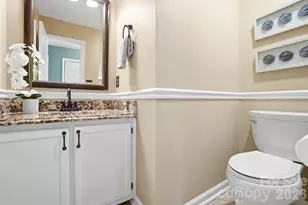 723 Walnut Point Dr, Matthews, NC 28105 - Photo 24