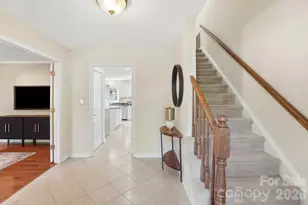 723 Walnut Point Dr, Matthews, NC 28105 - Photo 4