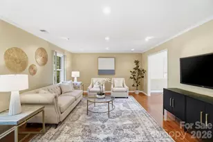 723 Walnut Point Dr, Matthews, NC 28105 - Photo 6