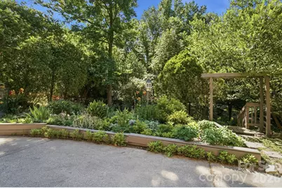 723 Walnut Point Drive, Matthews, NC 28105 - Photo 44