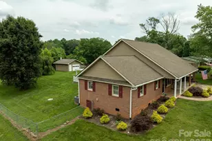 2411 Allendale Cir, Lenoir, NC 28645 - Photo 36