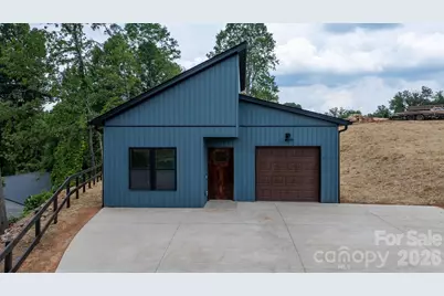 909 Overlook Drive SW, Lenoir, NC 28645 - Photo 2
