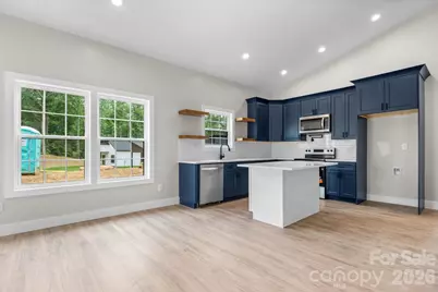 913 Overlook Drive SW, Lenoir, NC 28645 - Photo 10