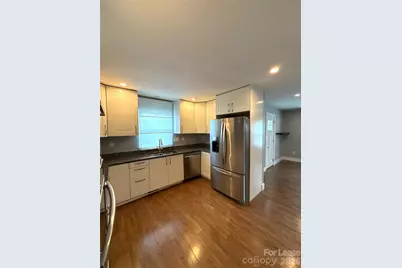 300 E Peterson Drive, Charlotte, NC 28217 - Photo 8