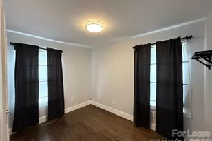 300 E Peterson Dr, Charlotte, NC 28217 - Photo 12