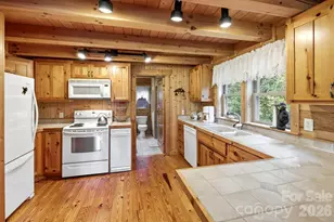 603 Laurel Lakes Pkwy, Lake Lure, NC 28746 - Photo 10