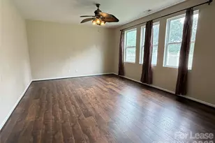 11828 Bending Branch Rd, Charlotte, NC 28227 - Photo 8