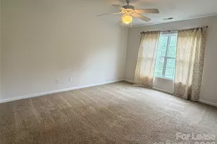 11828 Bending Branch Rd, Charlotte, NC 28227 - Photo 16