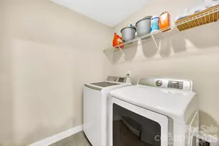 1042 Dina Dr, Fort Mill, SC 29708 - Photo 28