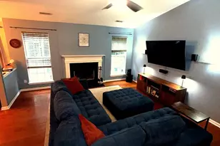 4313 Bubbling Brook Ct, Charlotte, NC 28278 - Photo 4