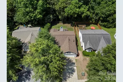 4313 Bubbling Brook Court, Charlotte, NC 28278 - Photo 46