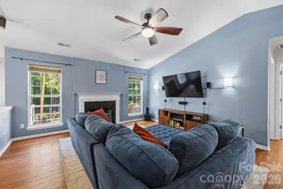 4313 Bubbling Brook Court, Charlotte, NC 28278 - Photo 20