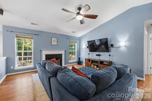 4313 Bubbling Brook Ct, Charlotte, NC 28278 - Photo 20
