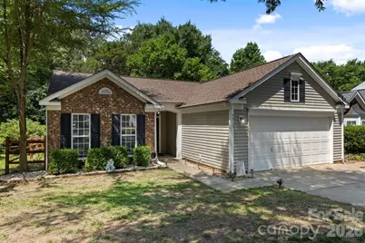 4313 Bubbling Brook Court, Charlotte, NC 28278 - Photo 2