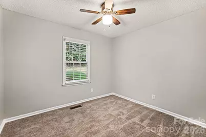 505 S 13th Street, Bessemer City, NC 28016 - Photo 12