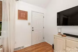 3814 Wonderland Dr, Matthews, NC 28104 - Photo 6