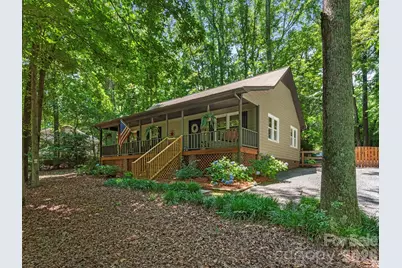 3814 Wonderland Drive, Matthews, NC 28104 - Photo 2