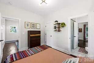 216 Hiawassee Ave, Black Mountain, NC 28711 - Photo 14