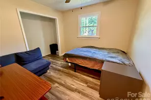 363 Don McGinnis Rd, Lincolnton, NC 28092 - Photo 12
