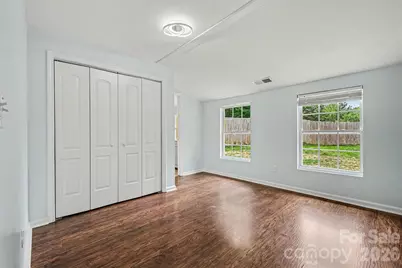 9902 Forest Drive, Charlotte, NC 28216 - Photo 28