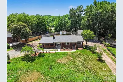 9902 Forest Drive, Charlotte, NC 28216 - Photo 40