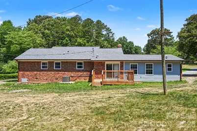 9902 Forest Drive, Charlotte, NC 28216 - Photo 34