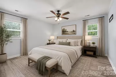 9902 Forest Drive, Charlotte, NC 28216 - Photo 18