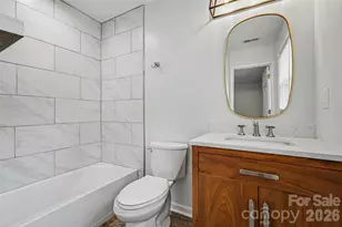 9902 Forest Dr, Charlotte, NC 28216 - Photo 24
