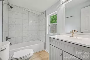 9902 Forest Dr, Charlotte, NC 28216 - Photo 30