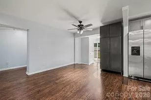 9902 Forest Dr, Charlotte, NC 28216 - Photo 18