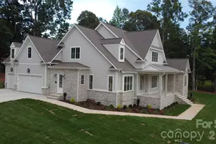 126 Manorly Ln, Mooresville, NC 28115 - Photo 2