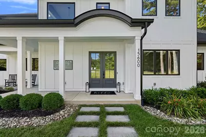 15600 Huntingtowne Village Road, Huntersville, NC 28078 - Photo 2