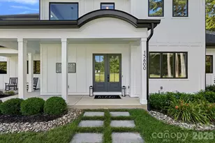 15600 Huntingtowne Village Road, Huntersville, NC 28078 - Photo 2