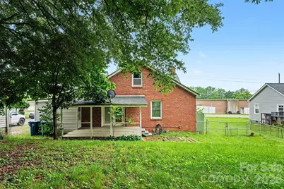 517 N Carolina Avenue, Maiden, NC 28650 - Photo 22