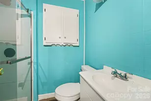 517 N Carolina Ave, Maiden, NC 28650 - Photo 12